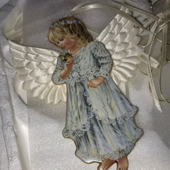 The Bradford Exchange Angel Ornament - Picture 1 of 2